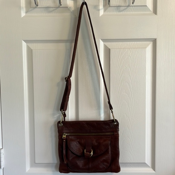 👜 Pre- Loved Vintage Brown Leather Fossil Messenger style purse - Picture 14 of 14